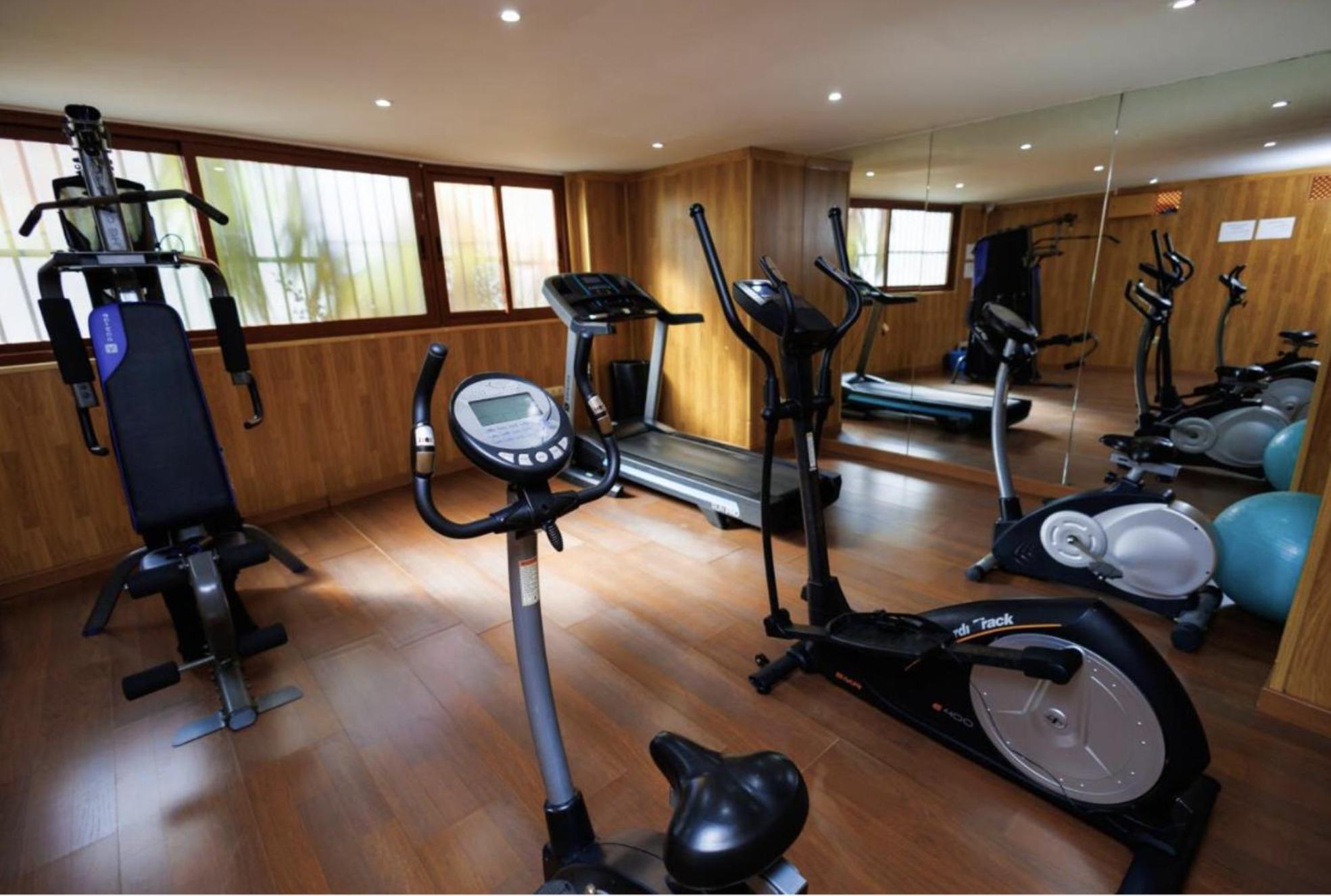 Lovely Elviria Apartment 200M From The Beach Marbella Bagian luar foto